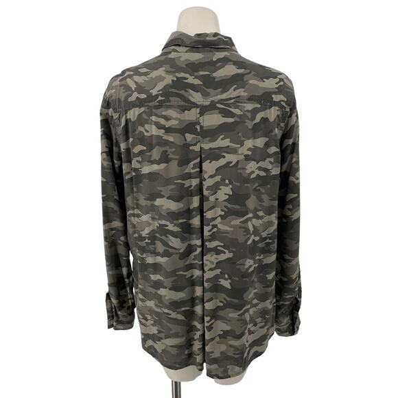 Beachlunchlounge Camo Button-Up Top Size L – Women's Long Sleeve Shirt - Picture 5 of 9